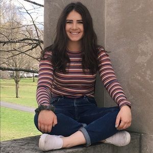 Meet your Posher, Lauren